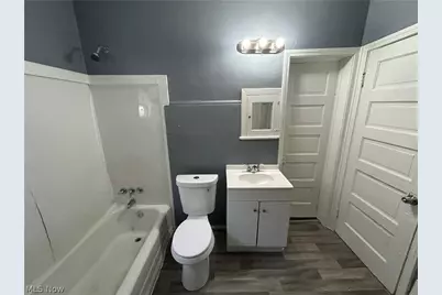8910 Harris Avenue, Loveland, OH 44104 - Photo 22
