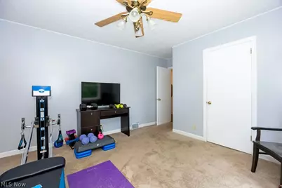 3400 NE Beverly Avenue, Canton, OH 44714 - Photo 12