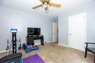 3400 NE Beverly Ave, Canton, OH 44714 - Photo 12