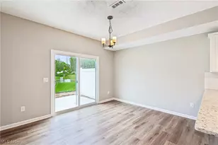 3528 Bushwillow Dr, Green, OH 44685 - Photo 8