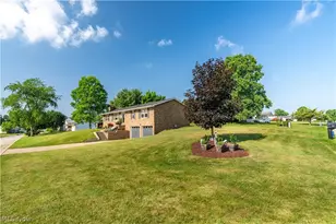 9412 Rohrland St NW, Massillon, OH 44647 - Photo 4