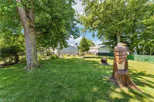 310 Bayshore Dr, Eastlake, OH 44095 - Photo 44