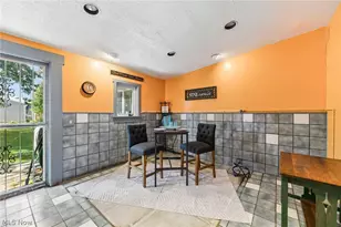310 Bayshore Dr, Eastlake, OH 44095 - Photo 20
