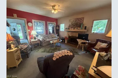 1088 Beachview Road, Willoughby, OH 44094 - Photo 4