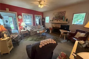 1088 Beachview Rd, Willoughby, OH 44094 - Photo 4