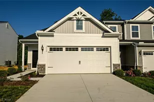 3532 Bushwillow Dr, Green, OH 44685 - Photo 4
