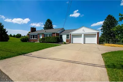 10381 Portage Street NW, Canal Fulton, OH 44614 - Photo 2