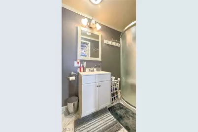 418 E Tuscarawas Avenue, Gnadenhutten, OH 44629 - Photo 30