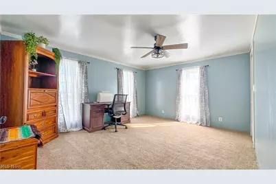 418 E Tuscarawas Avenue, Gnadenhutten, OH 44629 - Photo 42