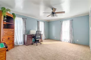 418 E Tuscarawas Ave, Gnadenhutten, OH 44629 - Photo 42