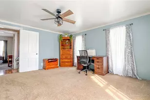 418 E Tuscarawas Ave, Gnadenhutten, OH 44629 - Photo 32