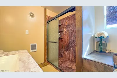 418 E Tuscarawas Avenue, Gnadenhutten, OH 44629 - Photo 14