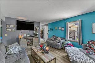 384 25th St NW, Massillon, OH 44647 - Photo 4