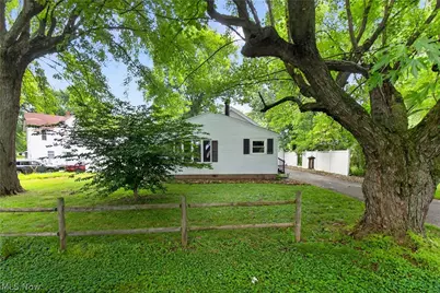 4185 Beckel Avenue NE, Sandyville, OH 44643 - Photo 4