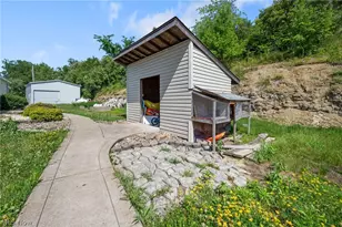 7022 Bluebird Rd NW, East Canton, OH 44730 - Photo 32