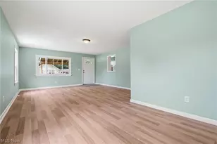 2116 25th St NE, Canton, OH 44705 - Photo 10