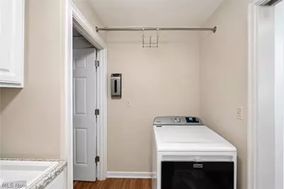 220 N Hambden Street, Chardon, OH 44024 - Photo 20