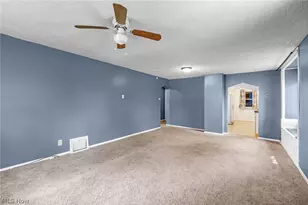 168 Killian Rd, Coventry, OH 44319 - Photo 4