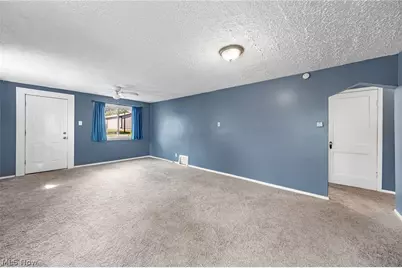 168 Killian Road, Coventry, OH 44319 - Photo 2