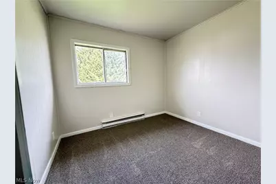 591 Chestnut Street, Newcomerstown, OH 43832 - Photo 22