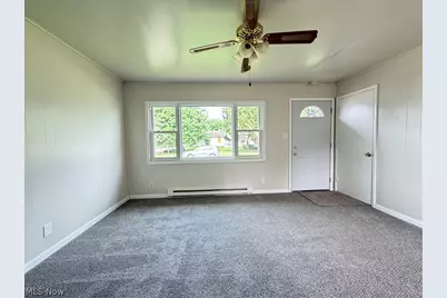591 Chestnut Street, Newcomerstown, OH 43832 - Photo 8