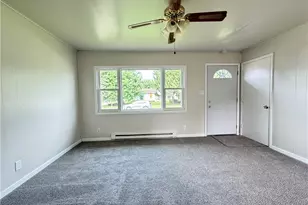 591 Chestnut St, Newcomerstown, OH 43832 - Photo 8