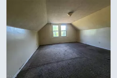 12419 Locke Avenue, Loveland, OH 44108 - Photo 12