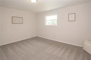 36473 Lakeshore Blvd, Eastlake, OH 44095 - Photo 14