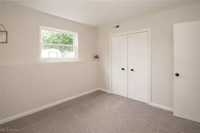 36473 Lake Shore Boulevard, Eastlake, OH 44095 - Photo 28