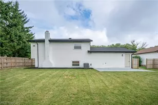 36473 Lakeshore Blvd, Eastlake, OH 44095 - Photo 30