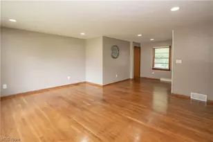 158 Miles Ave NW, Canton, OH 44708 - Photo 6