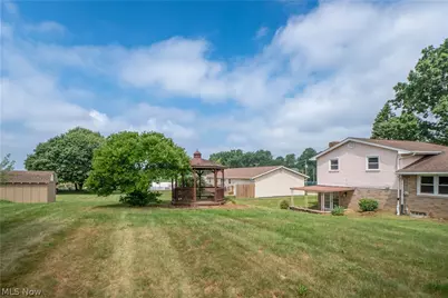 5550 Easton Street, Louisville, OH 44641 - Photo 36