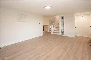 5550 Easton St, Louisville, OH 44641 - Photo 4