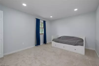 4325 Larchwood Circle NW, Canton, OH 44718 - Photo 34