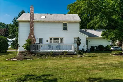 4325 Larchwood Circle NW, Canton, OH 44718 - Photo 8