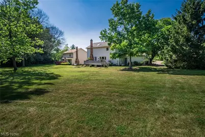 4325 Larchwood Circle NW, Canton, OH 44718 - Photo 4