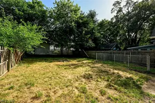 1300 Weiser Ave, Akron, OH 44314 - Photo 8