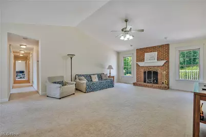545 E Maple Street, Hartville, OH 44632 - Photo 6