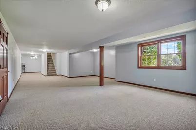545 E Maple Street, Hartville, OH 44632 - Photo 28