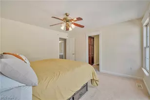 545 E Maple St, Hartville, OH 44632 - Photo 22
