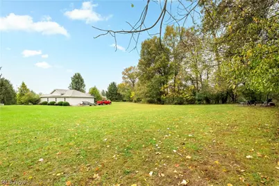 545 E Maple Street, Hartville, OH 44632 - Photo 48