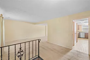 2034 Carlile Dr, Uniontown, OH 44685 - Photo 8