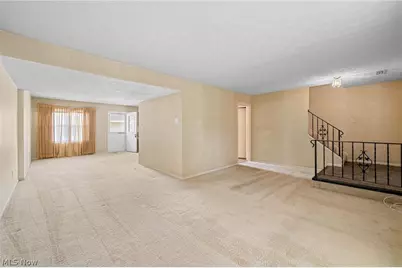 2034 Carlile Drive, Uniontown, OH 44685 - Photo 16