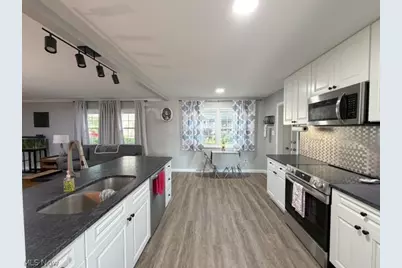 403 S McKinley Avenue, Dover, OH 44622 - Photo 12