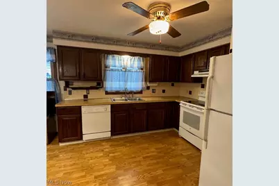 289 Middlefield Drive, Akron, OH 44312 - Photo 10