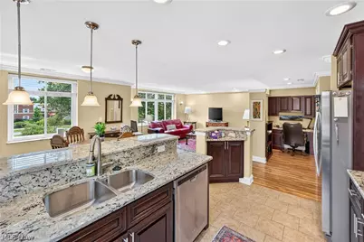 19425 Van Aken Boulevard #302, Huber Heights, OH 44122 - Photo 4