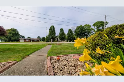 1099 Lake Road, Conneaut, OH 44030 - Photo 32