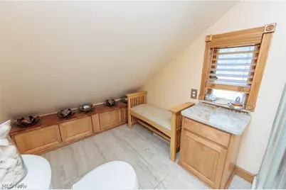 2774 W Royalton Road, Grandview Heights, OH 44147 - Photo 32