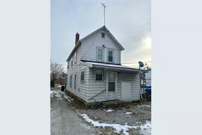 302 Huntington Avenue, Akron, OH 44306 - Photo 8