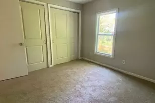 375 Lillian St, Akron, OH 44307 - Photo 10